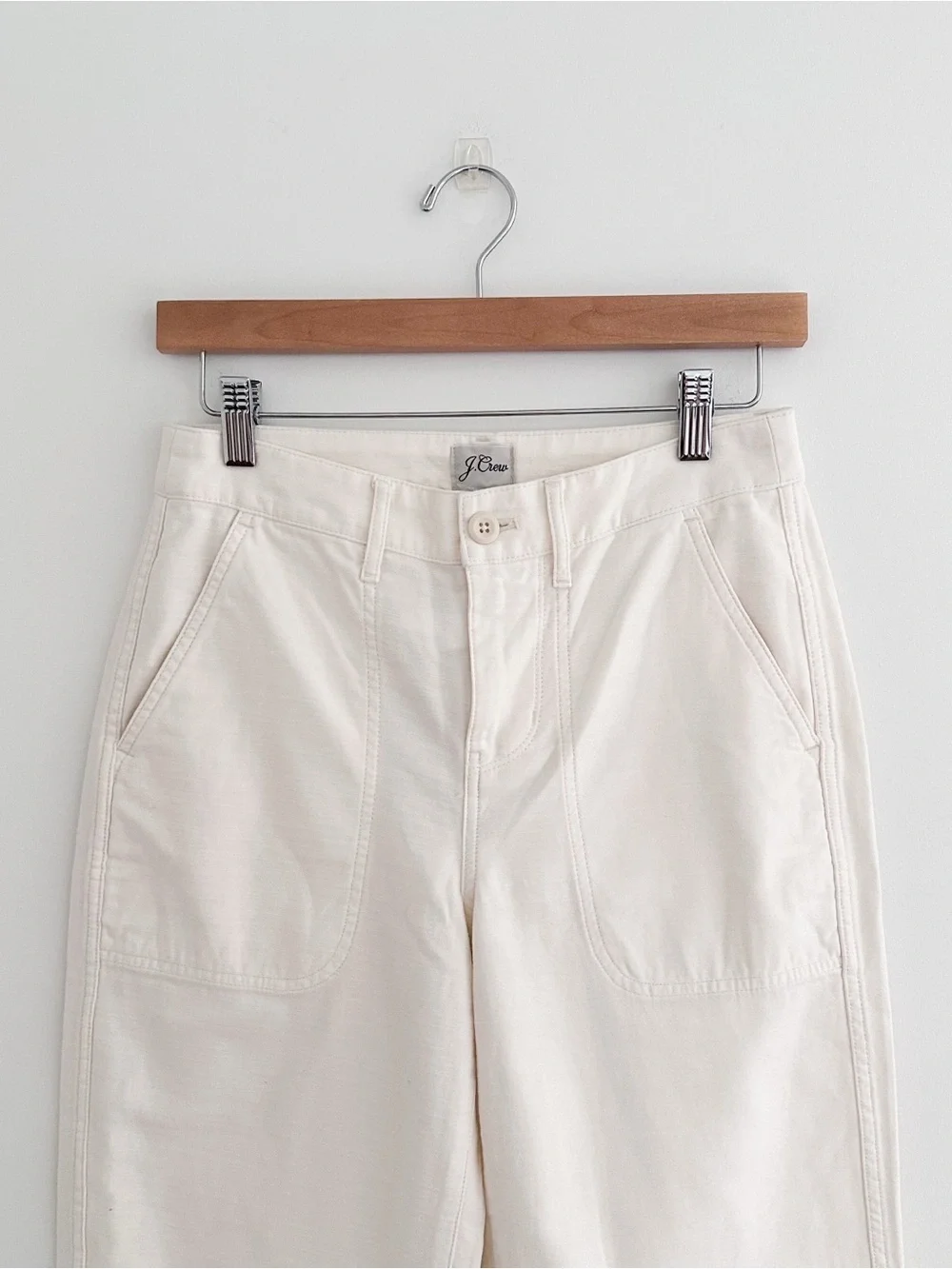 NWT J.Crew Cotton Pant Natural Cream Relaxed Tapered Patch Pockets Size 2 Petite